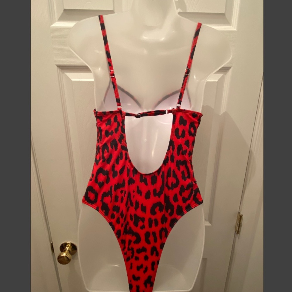 Leopard one piece bathing suit - Picture 3 of 6